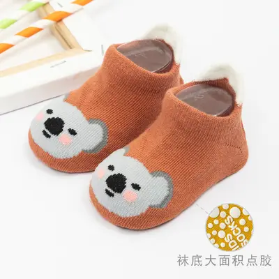 3D-Cartoon-Babysocken mit Silikonpunkten, Niedrigschnitt - 11