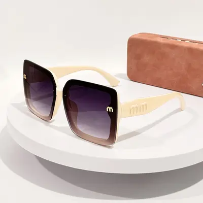 Lightweight Square Frame Sunglasses for Women, Luxury Look - 4