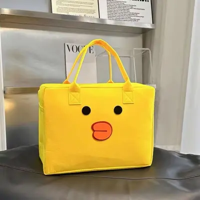 Cartoon Reisetasche Große Kapazität Reisetasche Leicht Modisch Koreanischer Stil Frisch Kurzstrecken Filz Handtasche Kleidungstasche