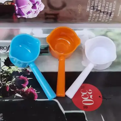 Üretici toptan plastik ölçüm kaşığı 1g3g5g çok spesifikasyonlu süt tozu kaşığı ml ölçekli kantitatif kaşık LOGO ile özelleştirilebilir