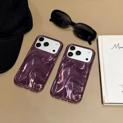 Çift katmanlı koyu mor saten desenli iPhone 16/15 kılıfı, darbe önleyici