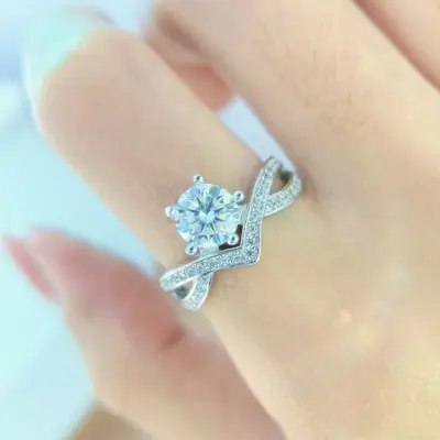 S925 Sterling Silver Moissanite Crossed Crown Ring, 1 Carat D Color VVS, Platinum-Plated