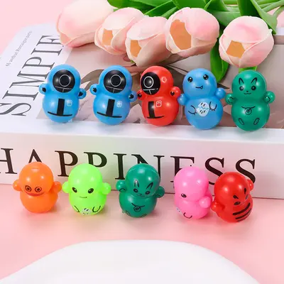 Karikatür mini bardak oyuncak Douyin aynı tarzı anaokulu bebek çocuk eğitici masa üstü oyunu hediye kör kutu