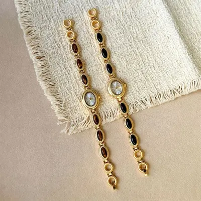 Mevcut Toptan Tiger Eye Stone Bileklik Saat Kadın Kuvars Saati Antika Tarzı Niş Vintage Saat