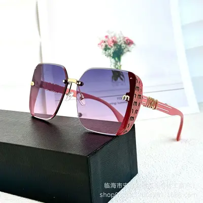 Minimalistische Damen-Sonnenbrille im Halbrahmen - 8