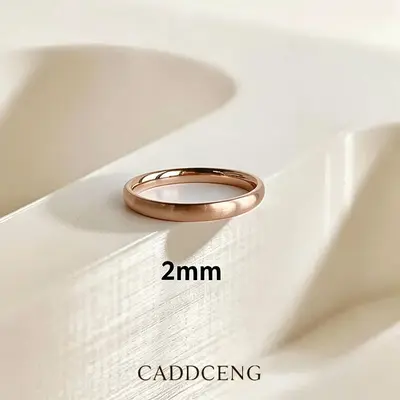 Minimalistischer Titanstahl-Ring für Damen, 18K Gold gebürstet - 7