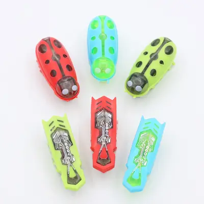 Electric Jumping Bug Cat Toy, Mechanical Insect Design