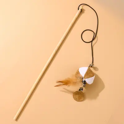 Holzstab-Katzenangel mit Feder, Glöckchen und Maus - 8