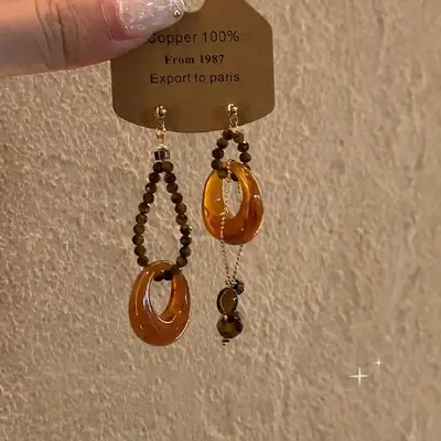 Metallic Glossy Round Ball Earrings, Women's Ear Clips, Vintage Style