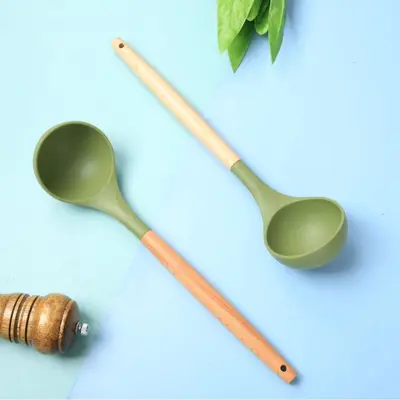 Yeni silikon mutfak gereçleri ahşap saplı çift set yüksek sıcaklığa dayanıklı gıda sınıfı yapışmaz spatula kaşık mutfak eşyaları seti - 2