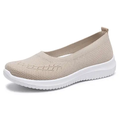 Women's Breathable Mesh Mom Shoes, Non-Slip Soft Sole, Large Sizes - 9