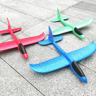 48cm Beleuchtetes Schaumstoff-Flugzeug, drehbares Flugspielzeug