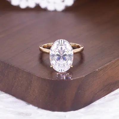 S925 Sterlingsilber Ring mit 2-8 Karat ovalem Moissanit