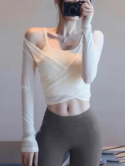Long Sleeve Two-Piece Women's Yoga Set with Built-in Bra Pads, Pilates Fitness - 10