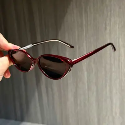 Retro cat-eye polarized sunglasses, UV protection, prescription-compatible - 2