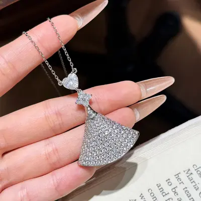Princess skirt necklace, hollow design, collarbone chain - 10