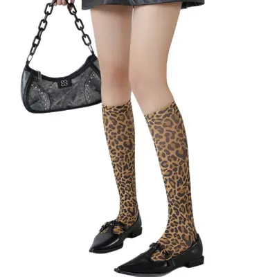 Leopar Desenli Baldır Çorabı, Orta Boy Yüksek Elastikiyetli Moda Çorap