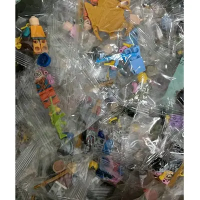 Small Particle Building Blocks Human Mini Figure Set - 4
