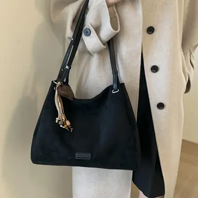 Women's Large Capacity Suede-Look Underarm Tote Bag - 4