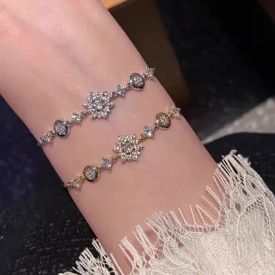 Zircon snowflake design adjustable bracelet - 3