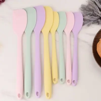 Alles in Einem hochtemperaturbeständiger Lebensmittelqualität Silikon weicher Spachtel Kochcreme-Schieber Spatula Rührspachtel Werkzeug