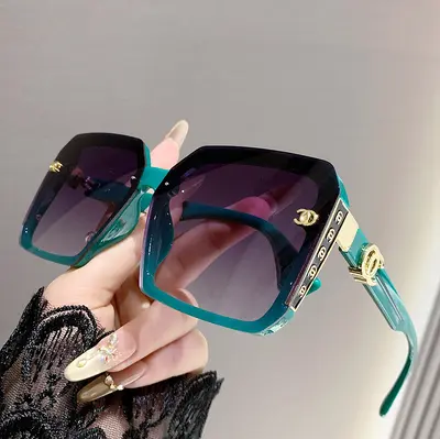 Women's Sunglasses UV400 Protection Large Frame - 4