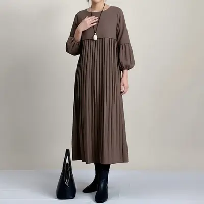 Rundhals-Kleid mit Laternenärmeln, plissiert, knielang, locker geschnitten