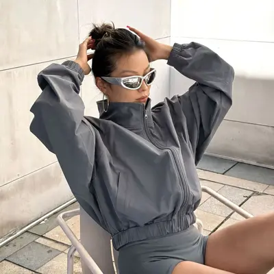 Damen-Sportjacke mit Reißverschluss, kurz, locker, Langarm - 7
