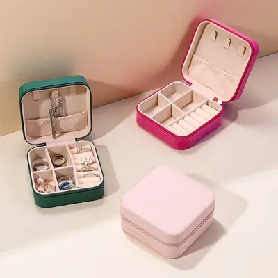 High-quality travel storage box, leather, portable, compact and elegant European-style jewelry box, rings, necklaces, earrings, bracelets