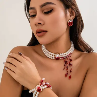 Cadılar Bayramı Kan Damlalı Retro Gotik Kolye, İmitasyon İnci Boncuklu Püsküllü Gerdanlık