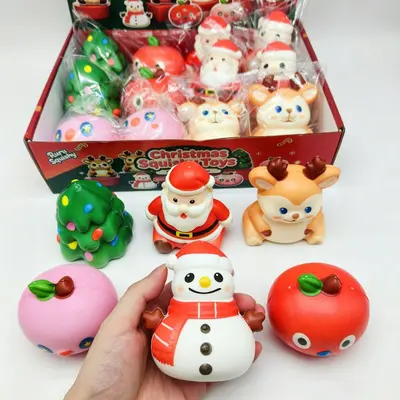 Noel Baba PU sıkma oyuncağı, yavaş geri dönüşlü stres atıcı - 5