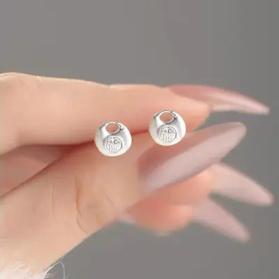 Xiaoxiao S999 Saf Gümüş Kulak Deliği Bakım Küpe Kadın 2025 Yeni Model Trendy Çok Yönlü Kulak Halkaları Yüksek Kaliteli Kulak Aksesuarları Toptan