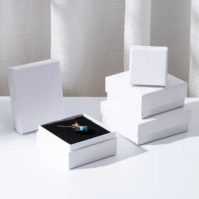 Textured Luxury Jewelry Packaging Box Necklace Bracelet Ring Box Two-Piece Lid Earring Bracelet Jewelry Storage Box