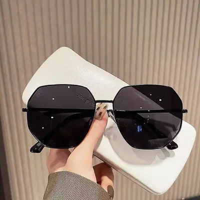 Oversized Unisex Metal Frame UV Protection Sunglasses - 8