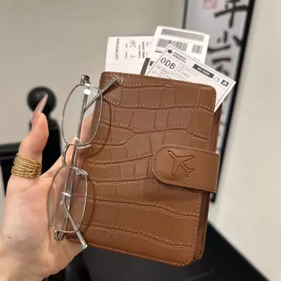 Kore Tarzı İns Viral Çok Fonksiyonlu Pasaport Çantası Deri Seyahat Pasaport Organizer Timsah Desen Banka Kartı Kimlik Belge Saklama Çantası - 10