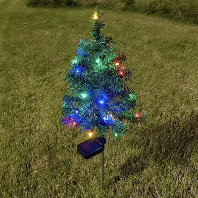 Güneş enerjili Noel sedir ağacı ışıkları, dış mekan çim dekorasyonu LED bahçe lambası