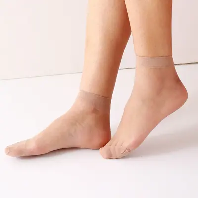 Women's Thin Summer Short Stockings, Crystal Sheer, Anti-Snag, Flesh-Colored - 11