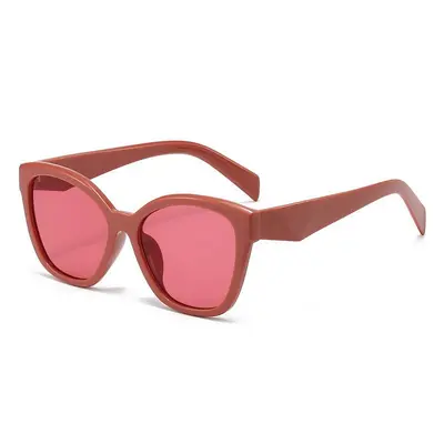 Minimalist Cat-Eye Sunglasses with UV Protection - 4