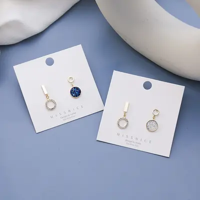 Koreanische Sternohrringe mit blauem Kristall für Damen