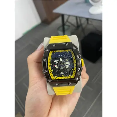 Richa Fass-förmige Herrenuhr Kuvarz mit Leuchtzeigern - 9