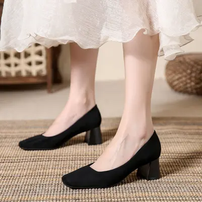 Women's Square Toe Chunky Heel Frosted Suede Retro Pumps