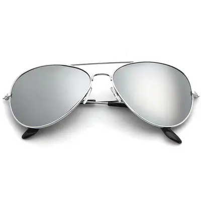 Klassische Doppelsteg-Sonnenbrille Modell 3026 mit farbigen Gläsern - 11