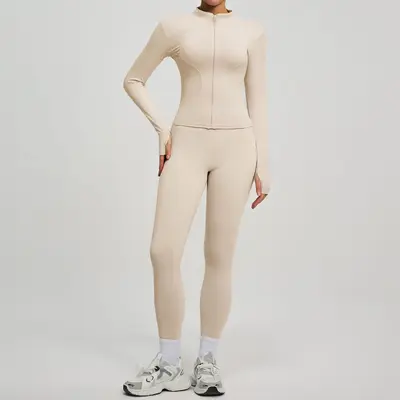 Yüksek elastik yoga takımı, yüksek belli kaldırıcı şort ve tank top, iki parça - 9