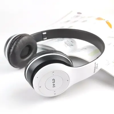 P47 Bluetooth over-ear headphones