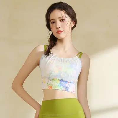 Damen-Yoga-Set mit Brustpolstern und Mesh-Racerback-Top - 11