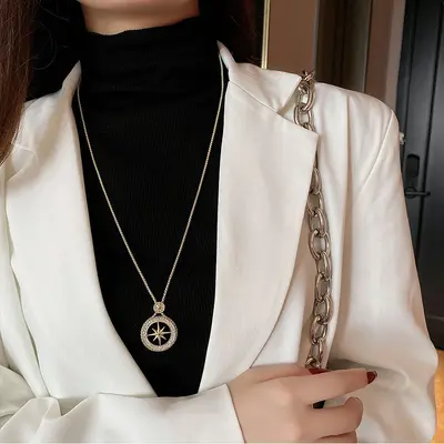 Eight-pointed star pendant necklace, sparkling stones