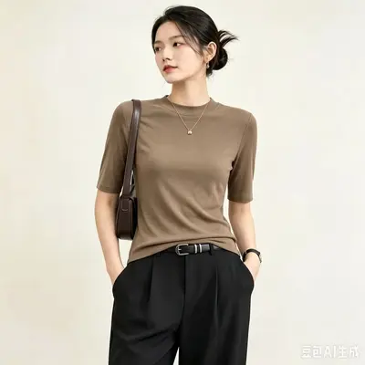 Women's Black Round Neck Short-Sleeve Slim-Fit T-Shirt