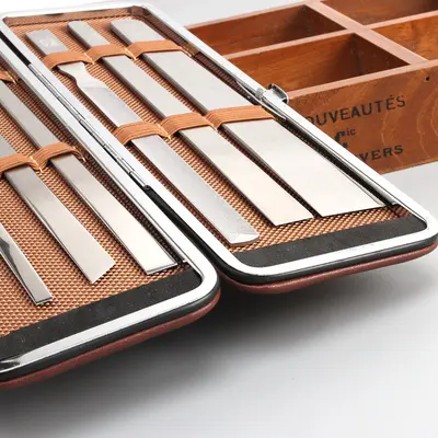 Foot massage stainless steel pedicure knife tool for removing dead skin manicure knife microdermabrasion foot knife Yangzhou three-blade pedicure set