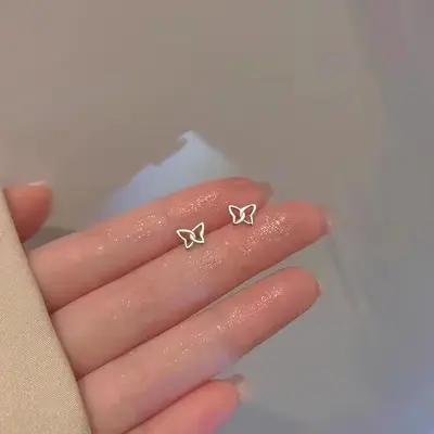 S925 Sterling Silver Stud Earrings Korean Style Mini Heart Design - 10