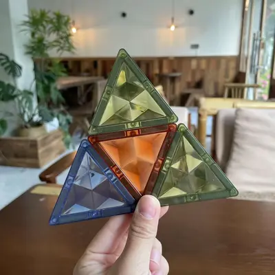 Magnetische Bausteine, bunte Fenster-Puzzle, ab 3 Jahren - 11